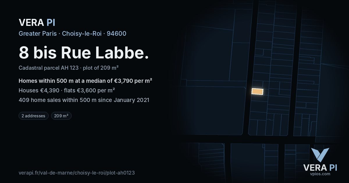 8 bis Rue Labbe, Choisy-le-Roi at night – the plot lit, the parcels around coloured by the prices near them