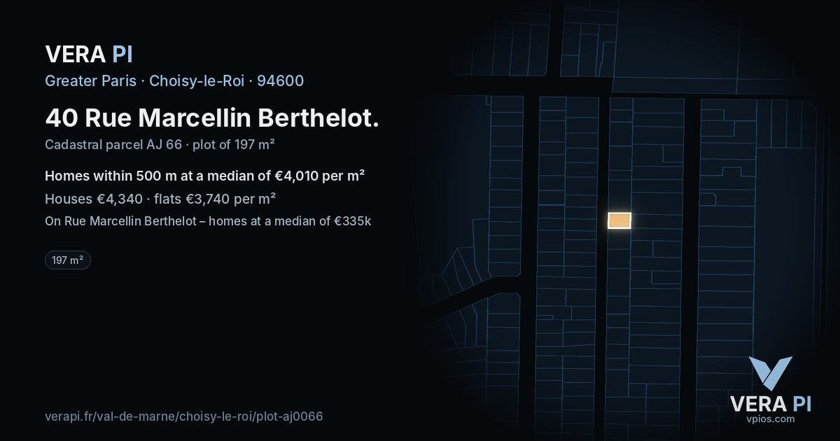 40 Rue Marcellin Berthelot, Choisy-le-Roi at night – the plot lit, the parcels around coloured by the prices near them