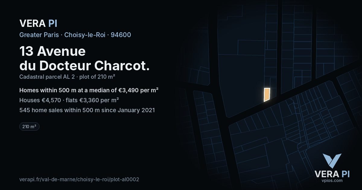 13 Avenue du Docteur Charcot, Choisy-le-Roi at night – the plot lit, the parcels around coloured by the prices near them