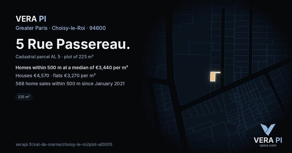 5 Rue Passereau, Choisy-le-Roi at night – the plot lit, the parcels around coloured by the prices near them