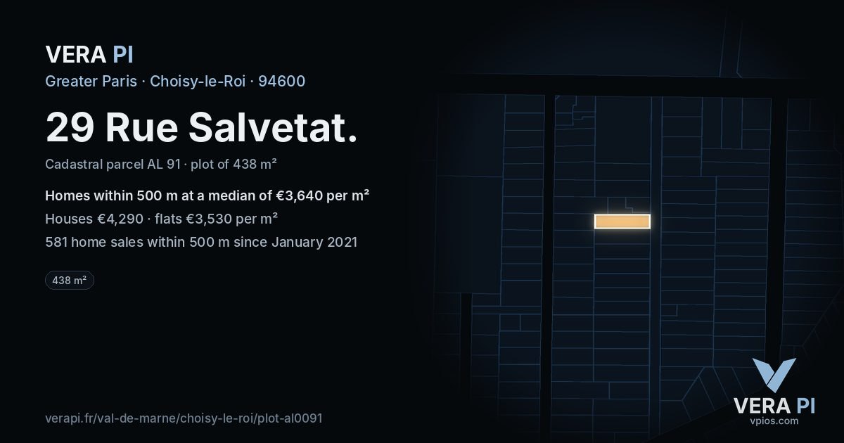 29 Rue Salvetat, Choisy-le-Roi at night – the plot lit, the parcels around coloured by the prices near them