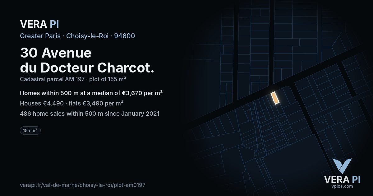 30 Avenue du Docteur Charcot, Choisy-le-Roi at night – the plot lit, the parcels around coloured by the prices near them