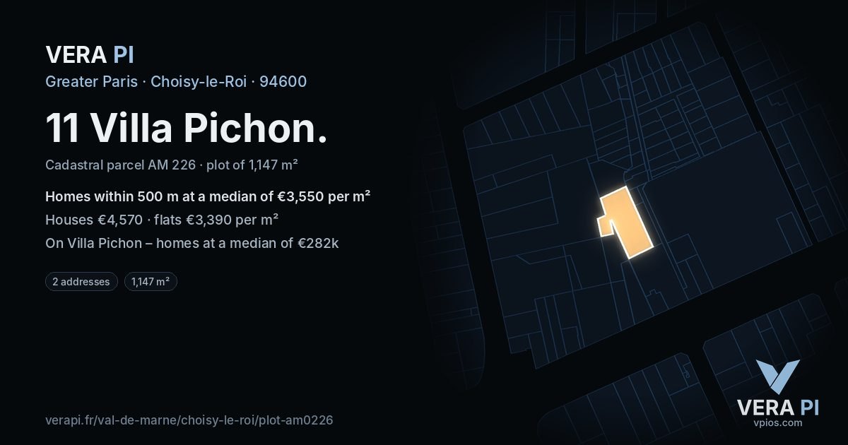 11 Villa Pichon, Choisy-le-Roi at night – the plot lit, the parcels around coloured by the prices near them