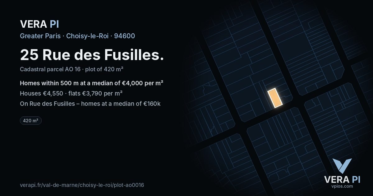 25 Rue des Fusilles, Choisy-le-Roi at night – the plot lit, the parcels around coloured by the prices near them