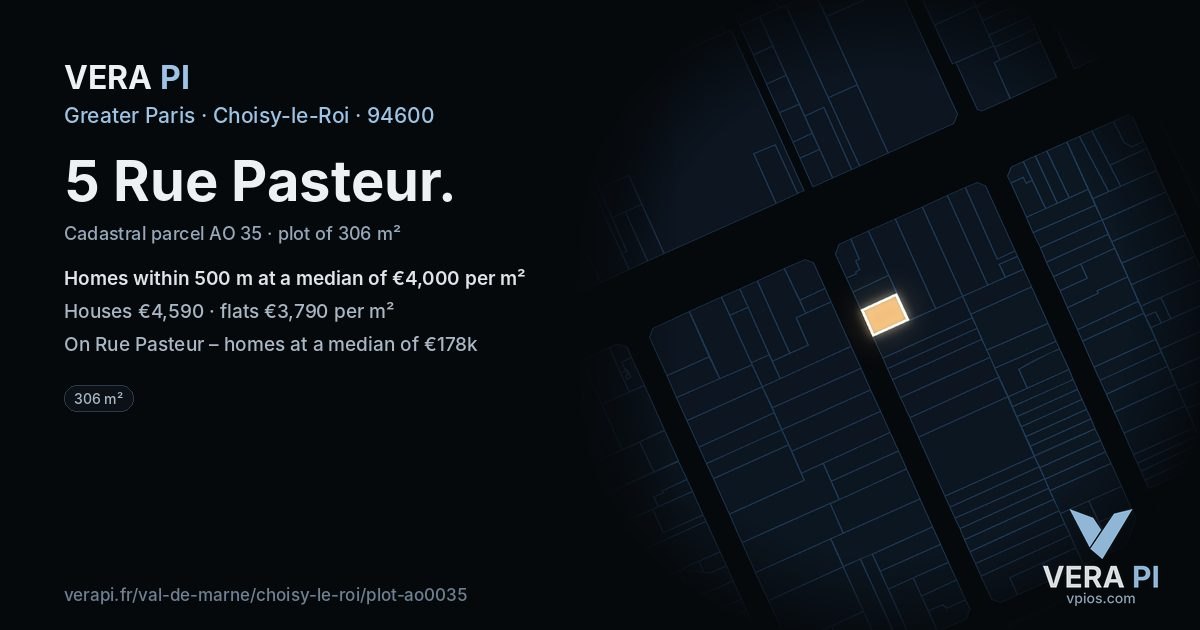 5 Rue Pasteur, Choisy-le-Roi at night – the plot lit, the parcels around coloured by the prices near them