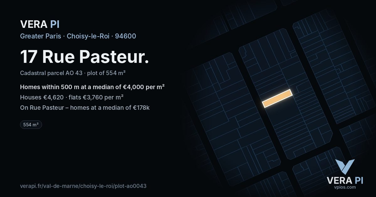 17 Rue Pasteur, Choisy-le-Roi at night – the plot lit, the parcels around coloured by the prices near them