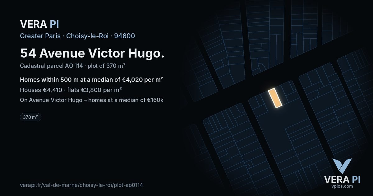 54 Avenue Victor Hugo, Choisy-le-Roi at night – the plot lit, the parcels around coloured by the prices near them
