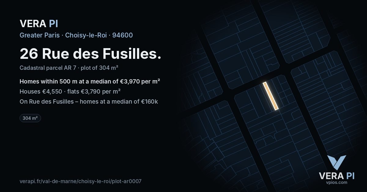 26 Rue des Fusilles, Choisy-le-Roi at night – the plot lit, the parcels around coloured by the prices near them