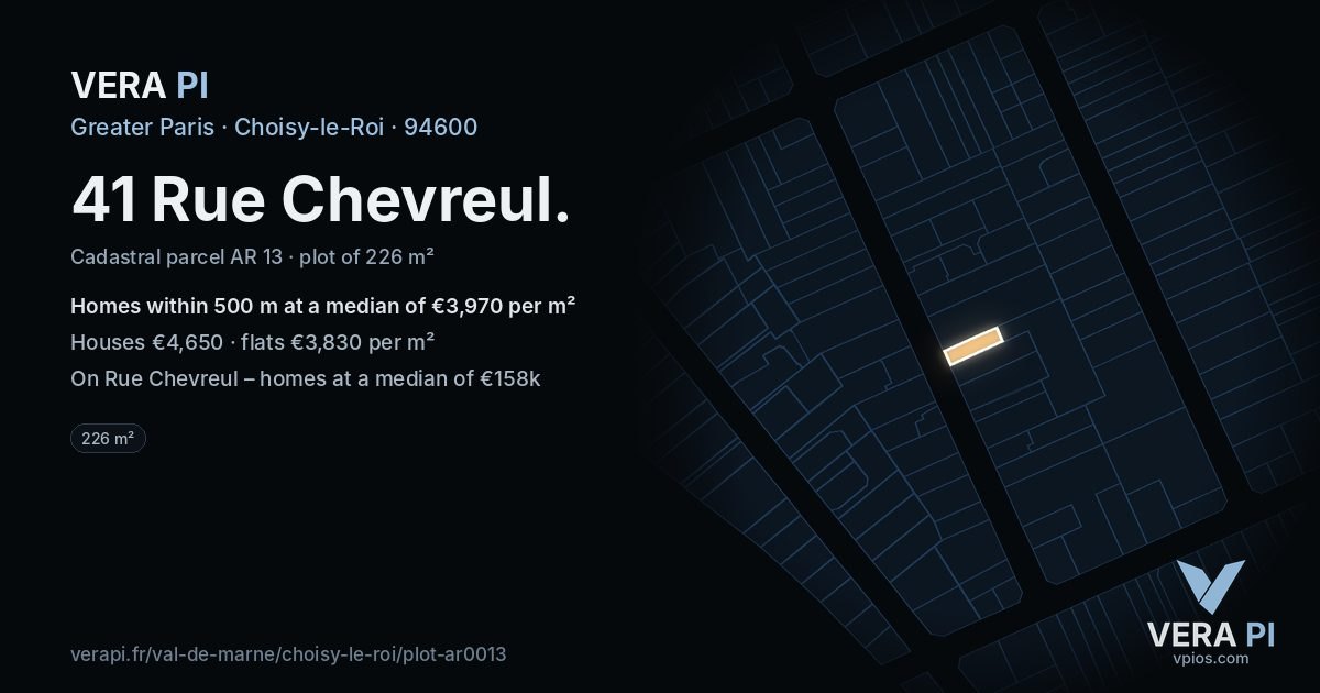 41 Rue Chevreul, Choisy-le-Roi at night – the plot lit, the parcels around coloured by the prices near them