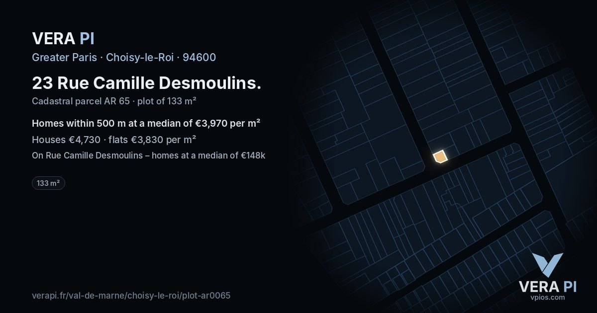 23 Rue Camille Desmoulins, Choisy-le-Roi at night – the plot lit, the parcels around coloured by the prices near them