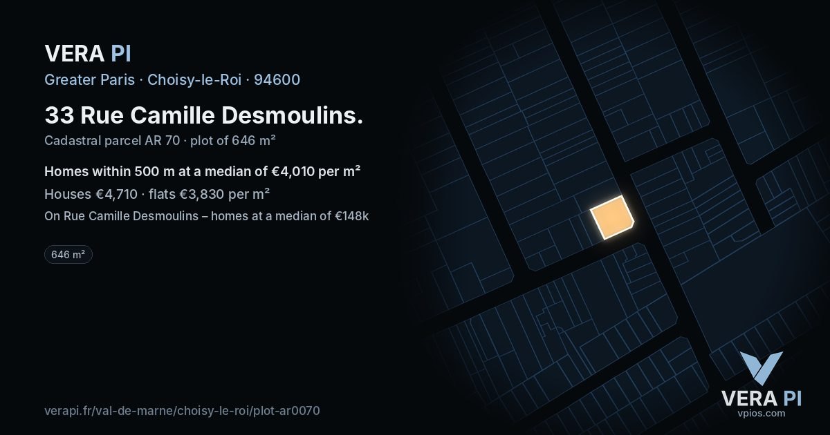 33 Rue Camille Desmoulins, Choisy-le-Roi at night – the plot lit, the parcels around coloured by the prices near them