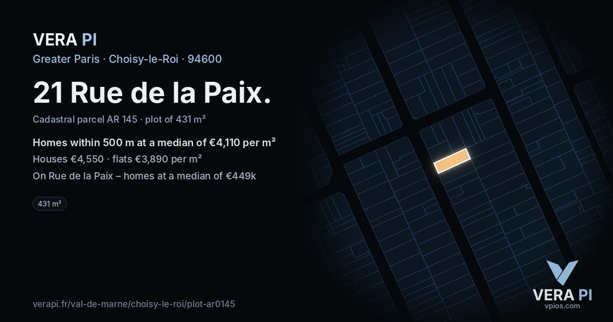 21 Rue de la Paix, Choisy-le-Roi at night – the plot lit, the parcels around coloured by the prices near them