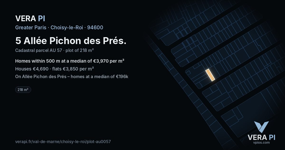 5 Allée Pichon des Prés, Choisy-le-Roi at night – the plot lit, the parcels around coloured by the prices near them