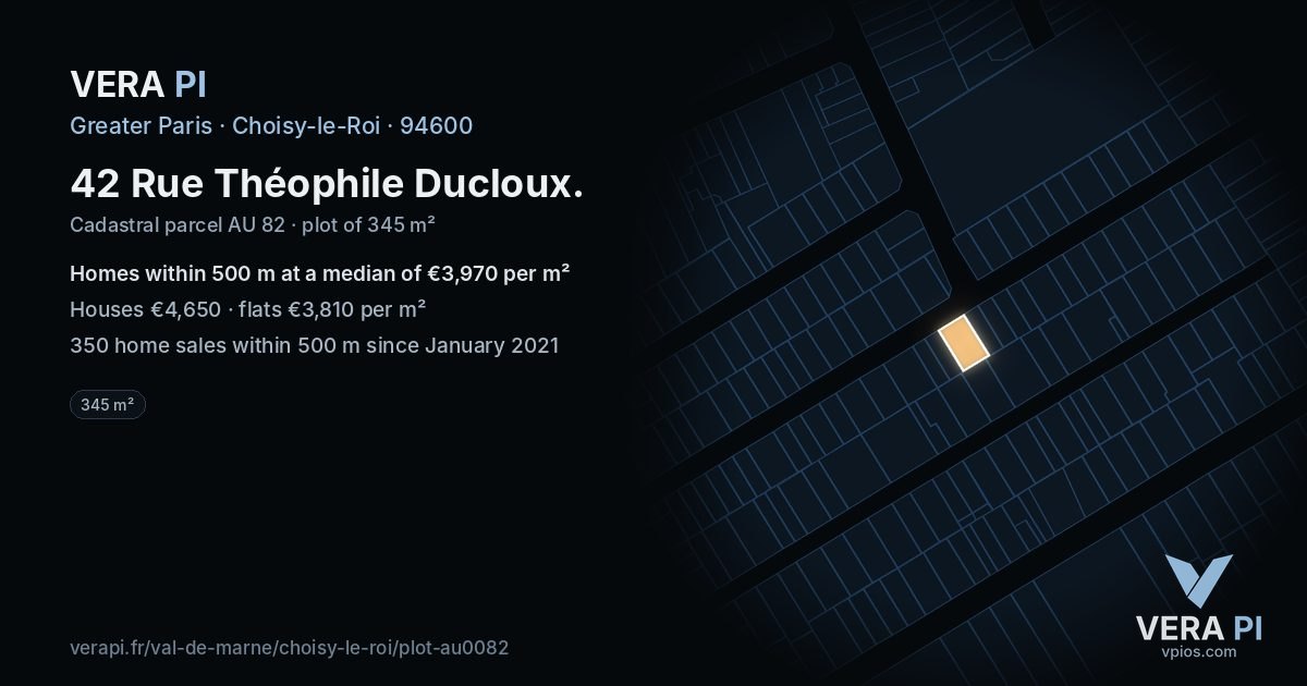 42 Rue Théophile Ducloux, Choisy-le-Roi at night – the plot lit, the parcels around coloured by the prices near them