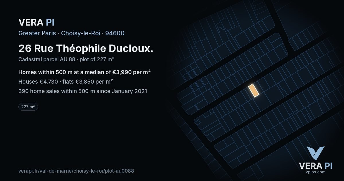 26 Rue Théophile Ducloux, Choisy-le-Roi at night – the plot lit, the parcels around coloured by the prices near them