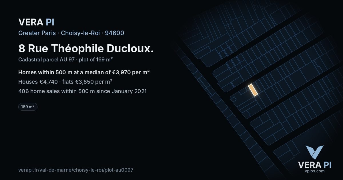 8 Rue Théophile Ducloux, Choisy-le-Roi at night – the plot lit, the parcels around coloured by the prices near them