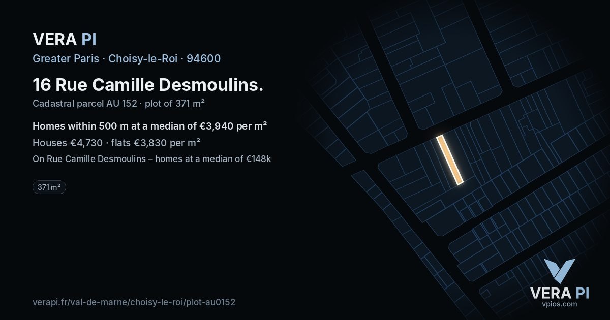 16 Rue Camille Desmoulins, Choisy-le-Roi at night – the plot lit, the parcels around coloured by the prices near them