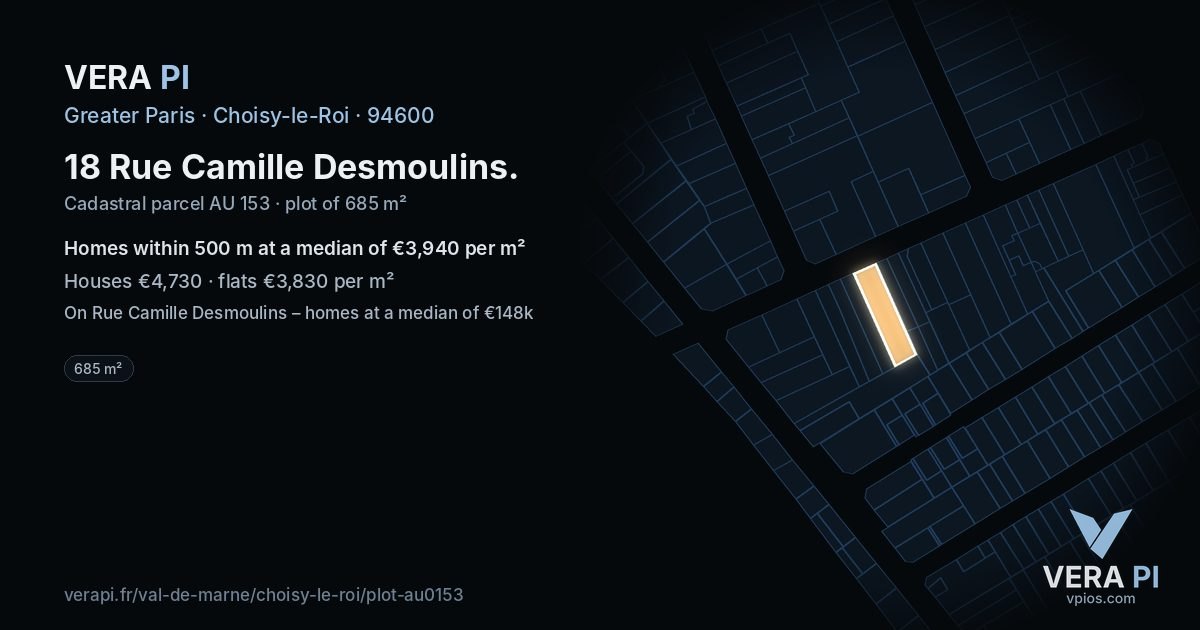 18 Rue Camille Desmoulins, Choisy-le-Roi at night – the plot lit, the parcels around coloured by the prices near them
