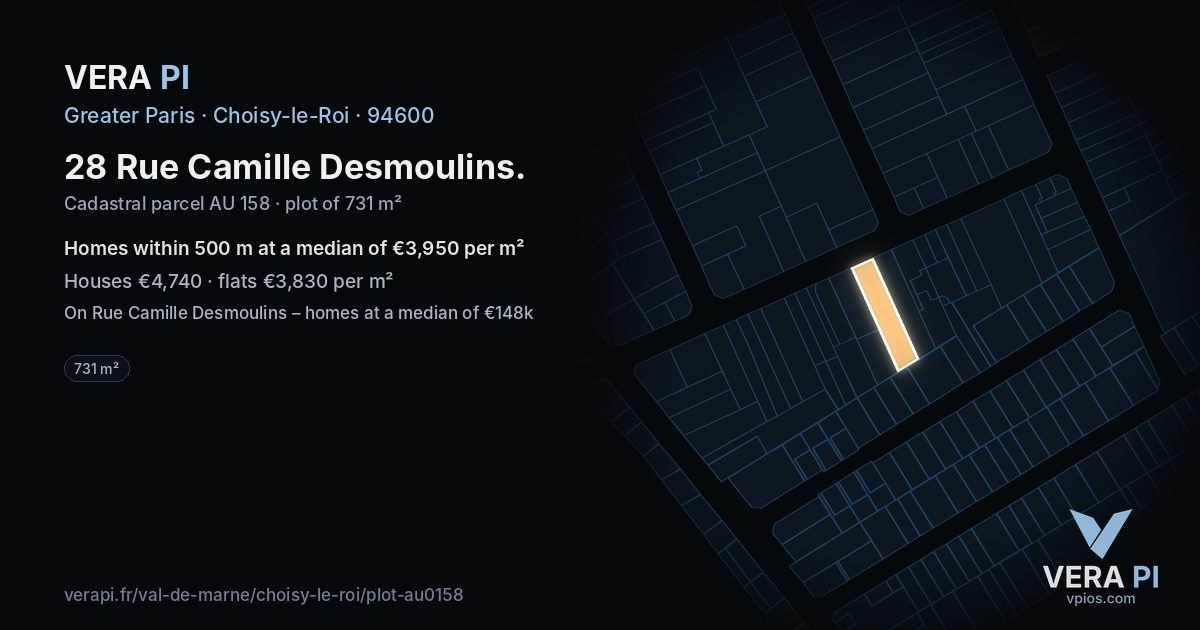 28 Rue Camille Desmoulins, Choisy-le-Roi at night – the plot lit, the parcels around coloured by the prices near them