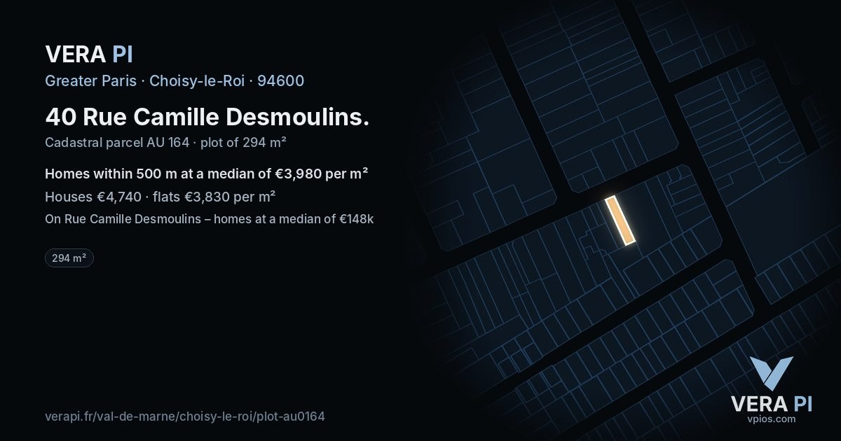 40 Rue Camille Desmoulins, Choisy-le-Roi at night – the plot lit, the parcels around coloured by the prices near them