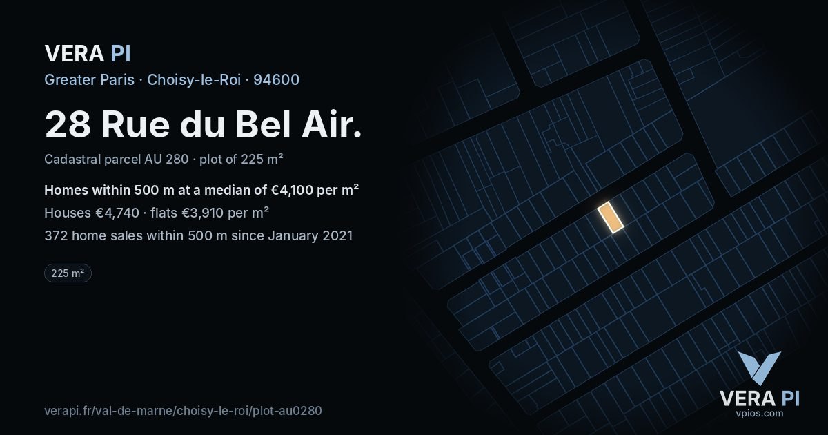28 Rue du Bel Air, Choisy-le-Roi at night – the plot lit, the parcels around coloured by the prices near them