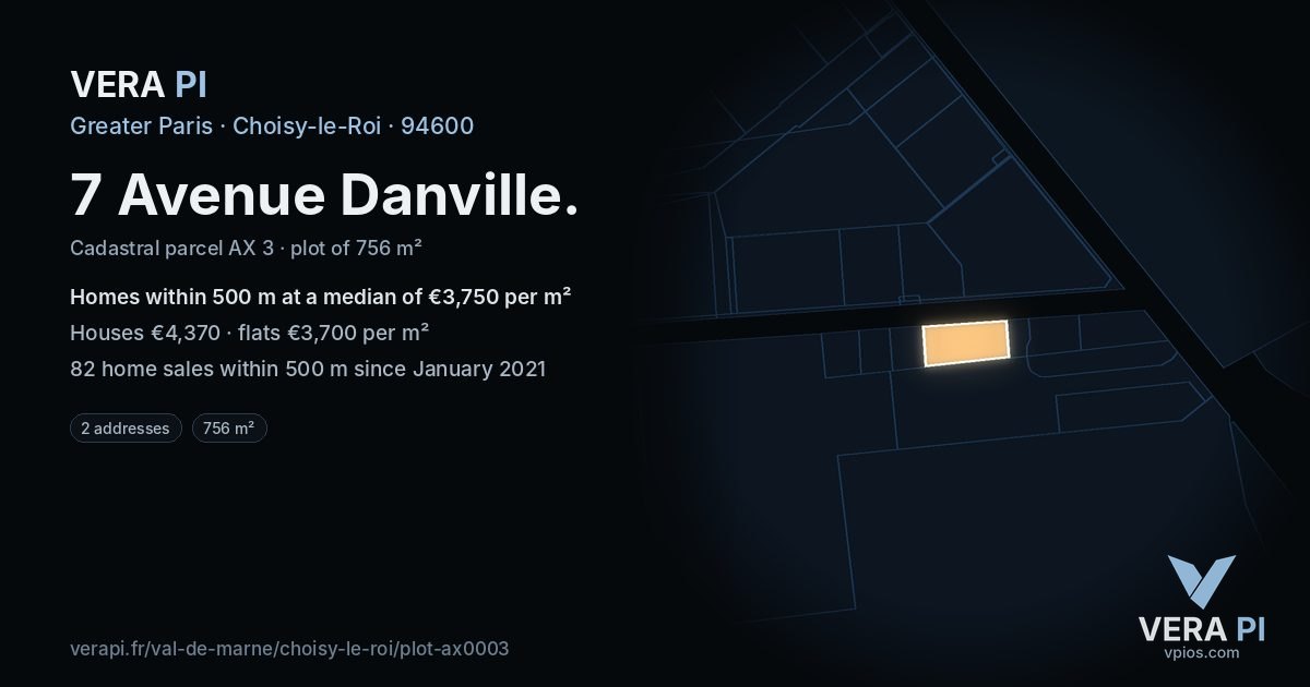 7 Avenue Danville, Choisy-le-Roi at night – the plot lit, the parcels around coloured by the prices near them