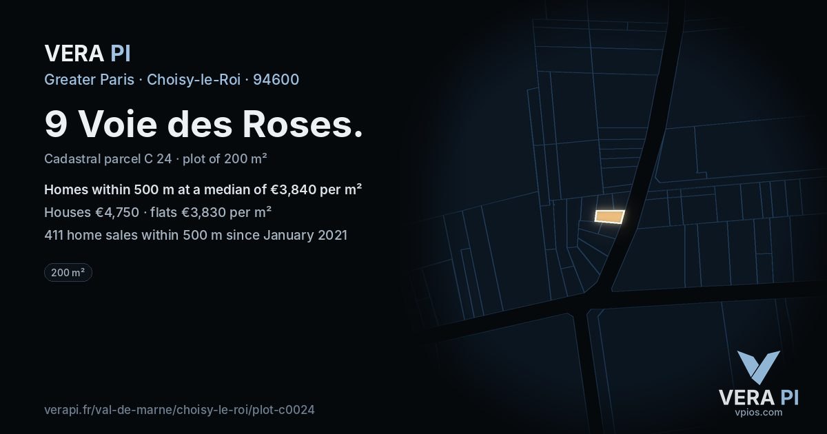 9 Voie des Roses, Choisy-le-Roi at night – the plot lit, the parcels around coloured by the prices near them