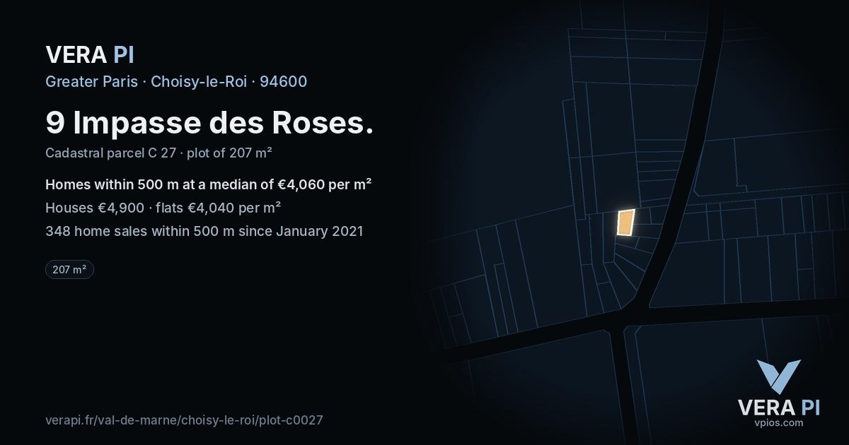 9 Impasse des Roses, Choisy-le-Roi at night – the plot lit, the parcels around coloured by the prices near them