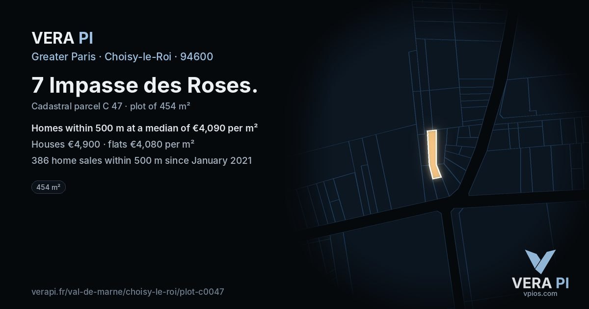7 Impasse des Roses, Choisy-le-Roi at night – the plot lit, the parcels around coloured by the prices near them