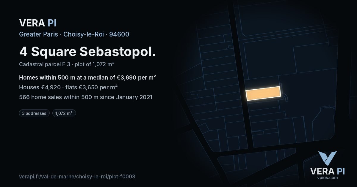 4 Square Sebastopol, Choisy-le-Roi at night – the plot lit, the parcels around coloured by the prices near them