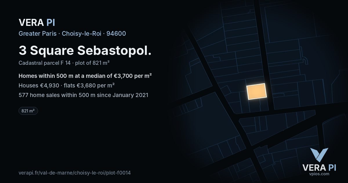 3 Square Sebastopol, Choisy-le-Roi at night – the plot lit, the parcels around coloured by the prices near them