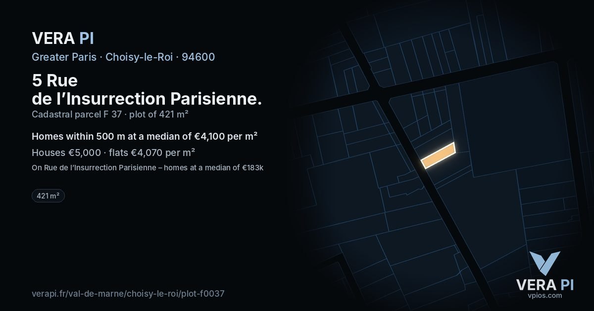 5 Rue de l’Insurrection Parisienne, Choisy-le-Roi at night – the plot lit, the parcels around coloured by the prices near them
