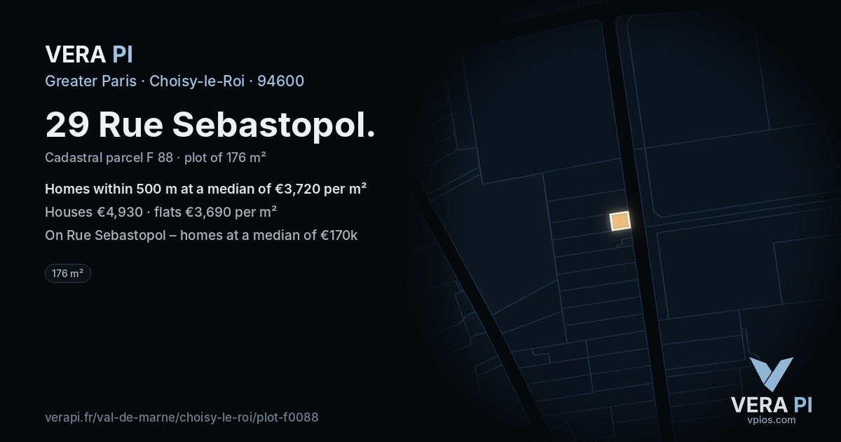 29 Rue Sebastopol, Choisy-le-Roi at night – the plot lit, the parcels around coloured by the prices near them