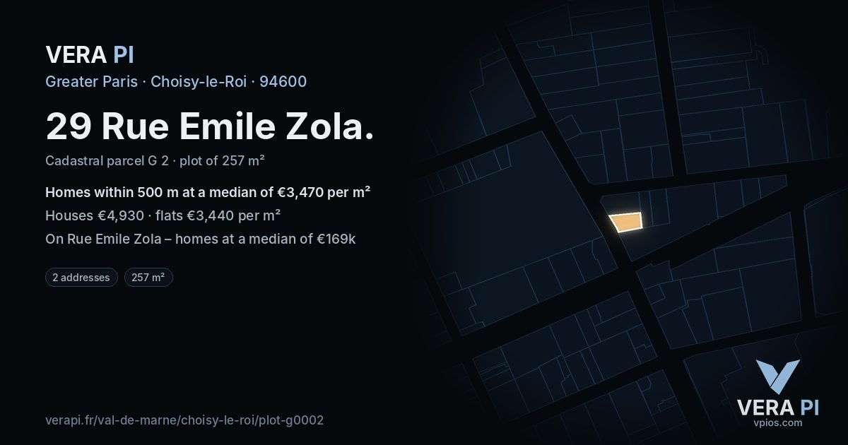 29 Rue Emile Zola, Choisy-le-Roi at night – the plot lit, the parcels around coloured by the prices near them
