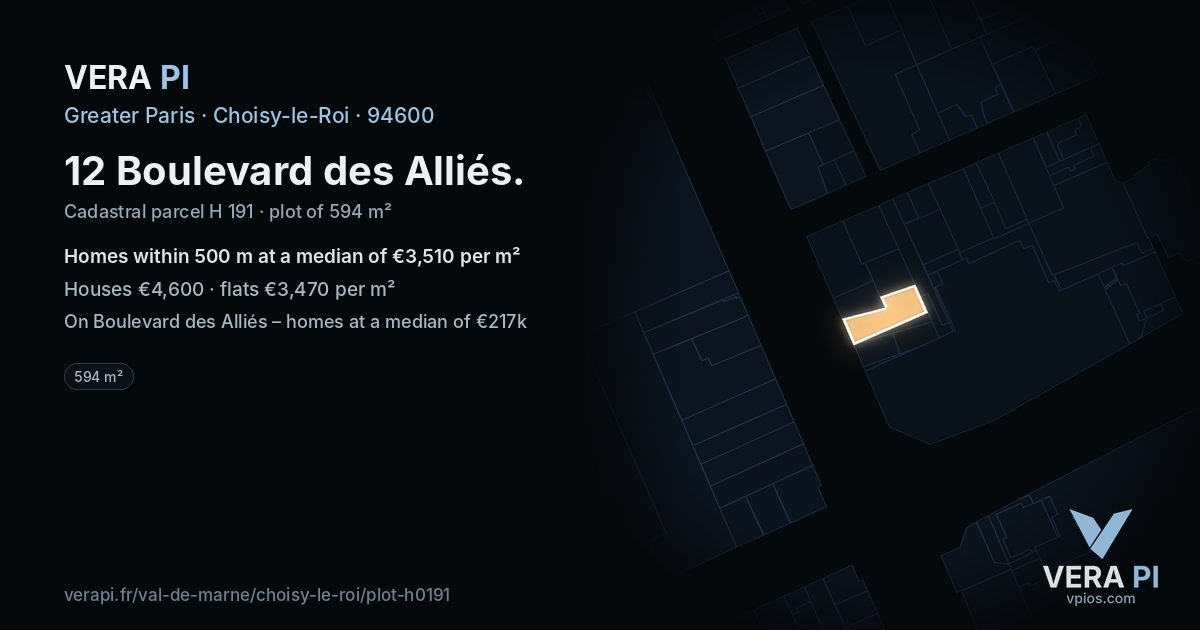 12 Boulevard des Alliés, Choisy-le-Roi at night – the plot lit, the parcels around coloured by the prices near them
