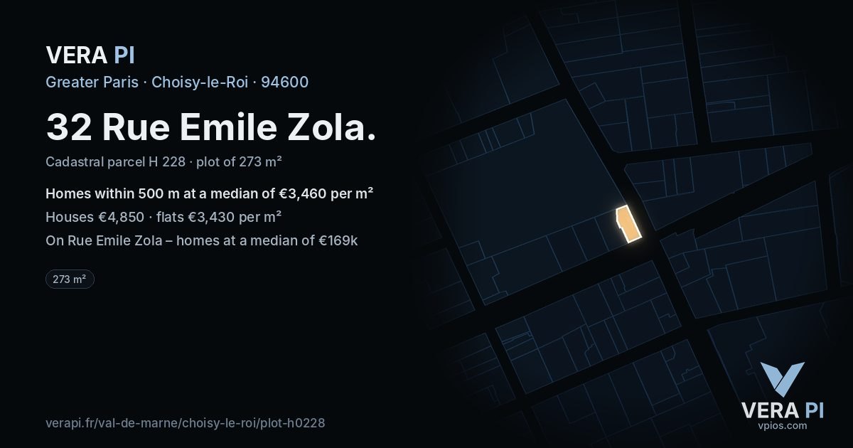 32 Rue Emile Zola, Choisy-le-Roi at night – the plot lit, the parcels around coloured by the prices near them