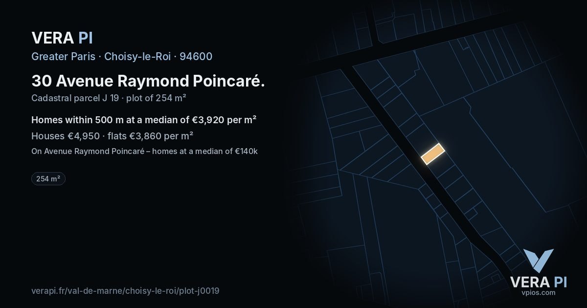 30 Avenue Raymond Poincaré, Choisy-le-Roi at night – the plot lit, the parcels around coloured by the prices near them