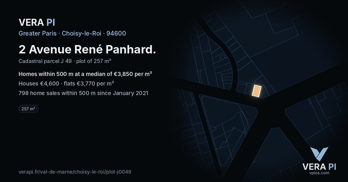 2 Avenue René Panhard, Choisy-le-Roi at night – the plot lit, the parcels around coloured by the prices near them