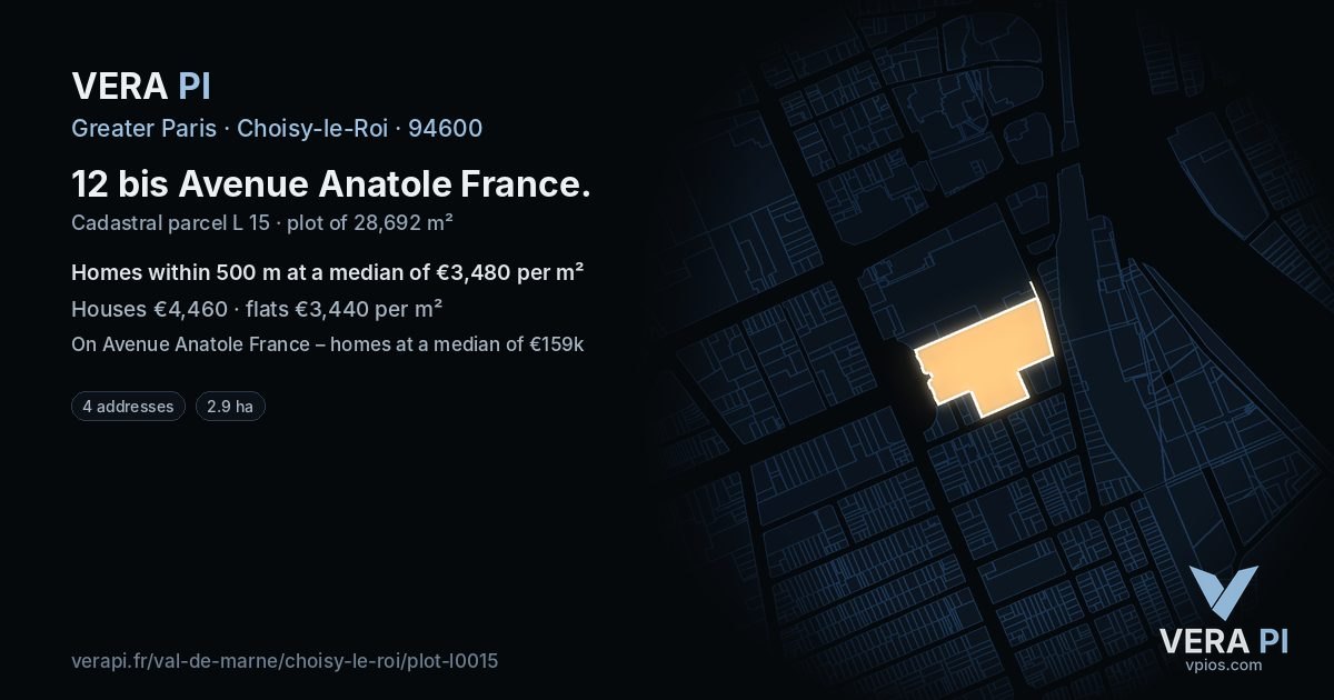 12 bis Avenue Anatole France, Choisy-le-Roi at night – the plot lit, the parcels around coloured by the prices near them
