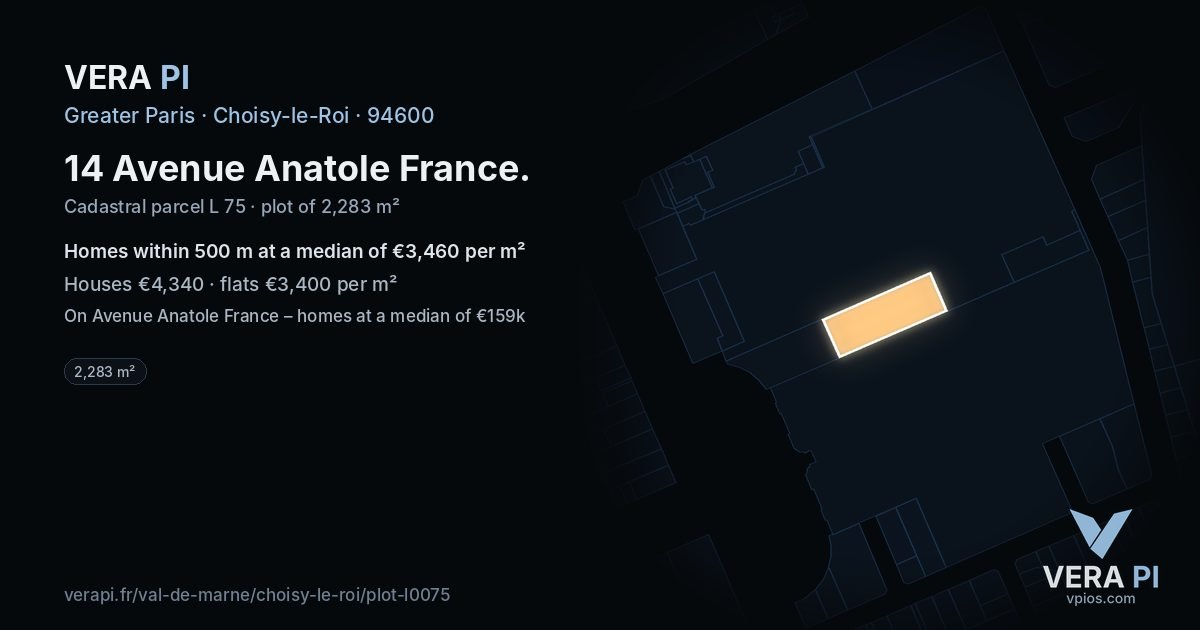 14 Avenue Anatole France, Choisy-le-Roi at night – the plot lit, the parcels around coloured by the prices near them