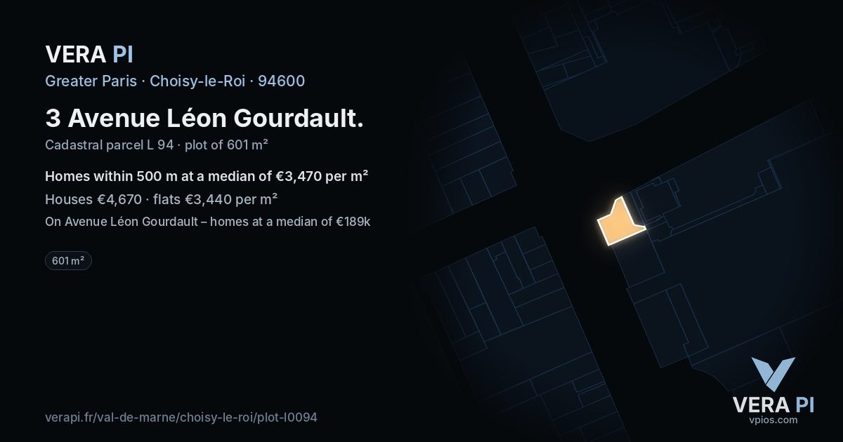 3 Avenue Léon Gourdault, Choisy-le-Roi at night – the plot lit, the parcels around coloured by the prices near them