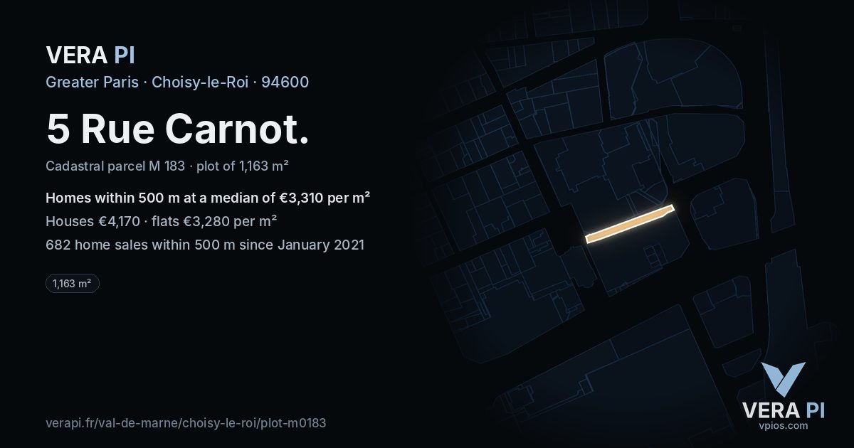 5 Rue Carnot, Choisy-le-Roi at night – the plot lit, the parcels around coloured by the prices near them