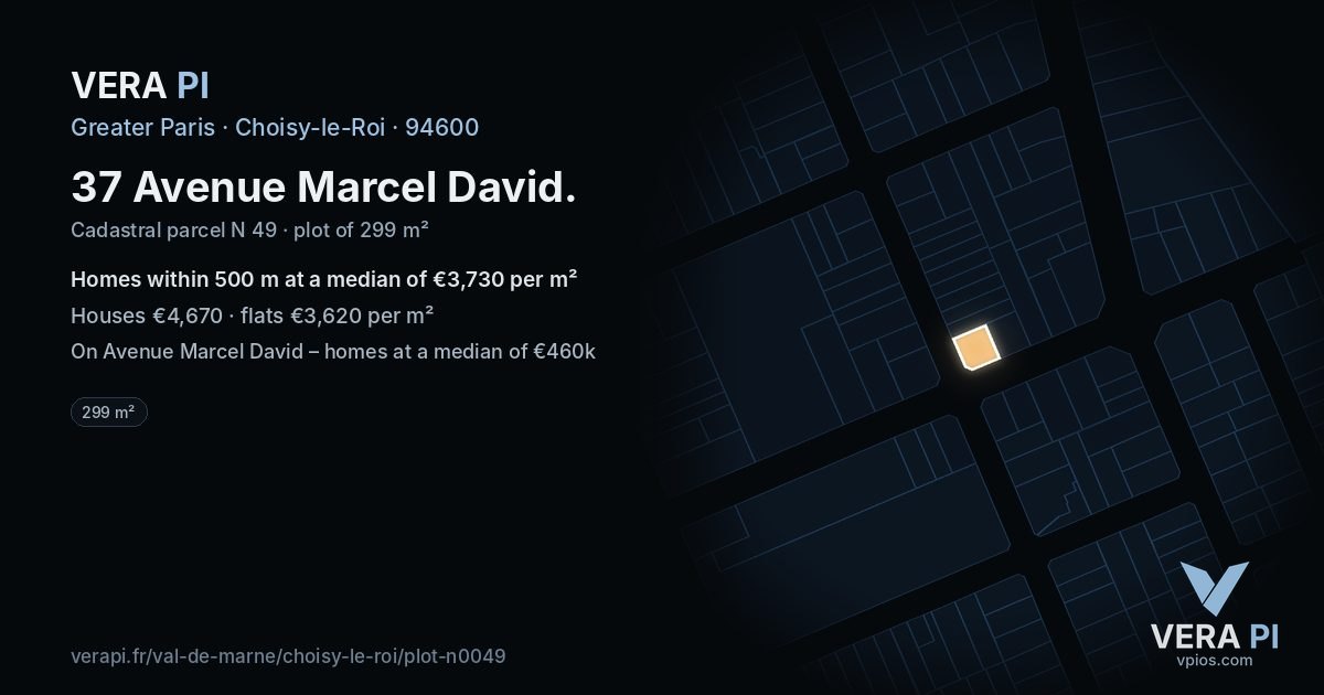 37 Avenue Marcel David, Choisy-le-Roi at night – the plot lit, the parcels around coloured by the prices near them