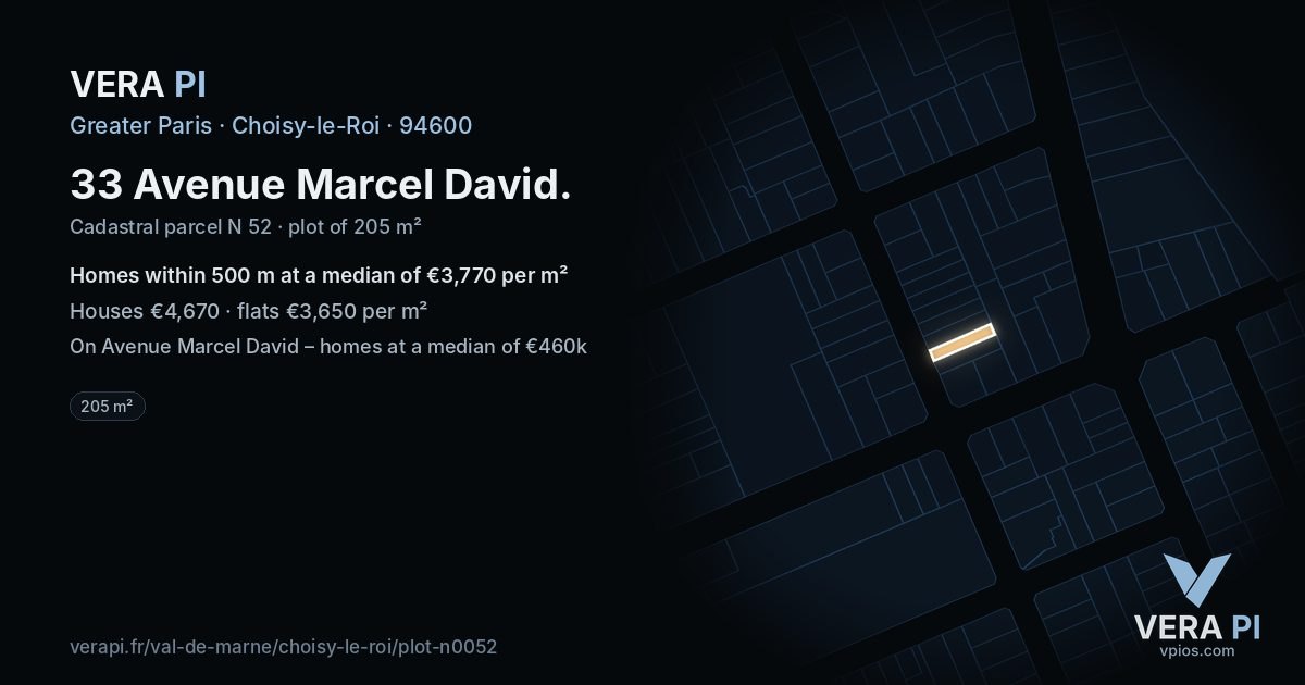 33 Avenue Marcel David, Choisy-le-Roi at night – the plot lit, the parcels around coloured by the prices near them