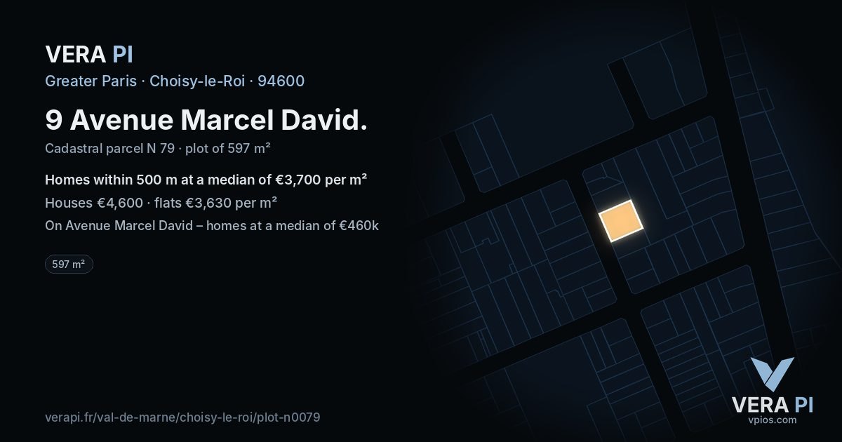 9 Avenue Marcel David, Choisy-le-Roi at night – the plot lit, the parcels around coloured by the prices near them