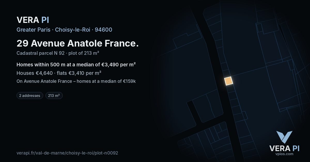 29 Avenue Anatole France, Choisy-le-Roi at night – the plot lit, the parcels around coloured by the prices near them
