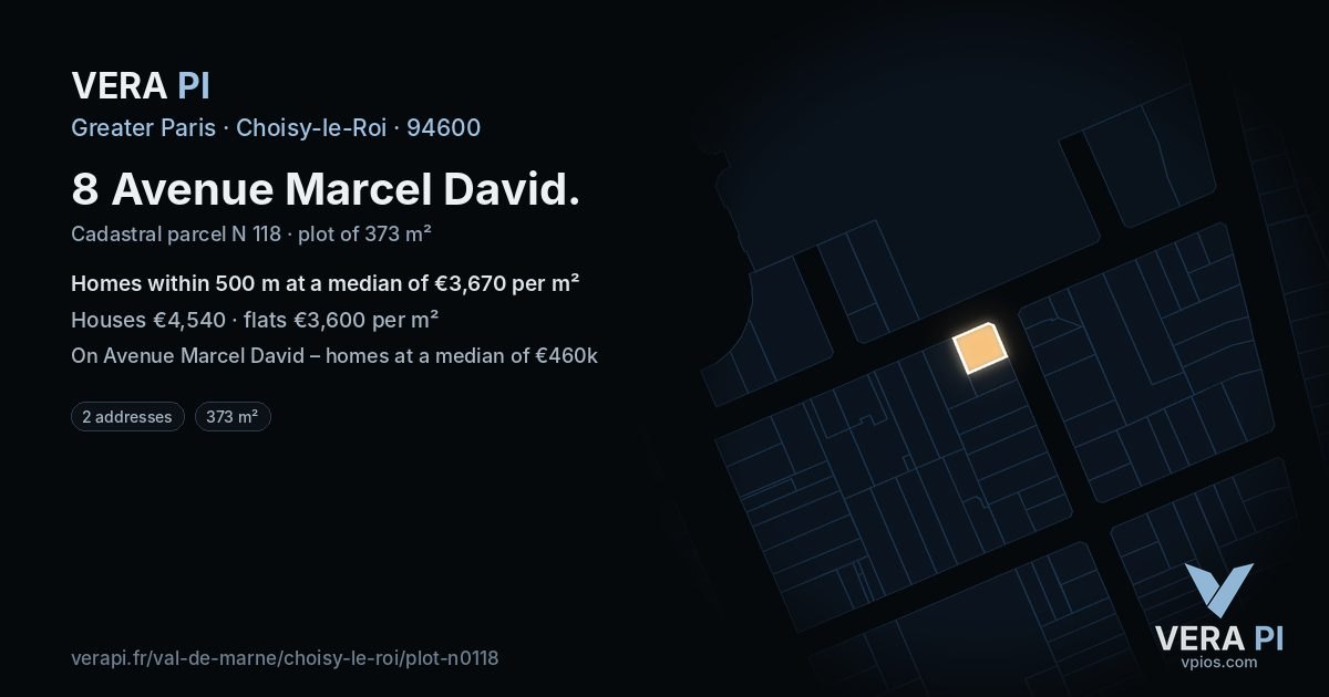 8 Avenue Marcel David, Choisy-le-Roi at night – the plot lit, the parcels around coloured by the prices near them