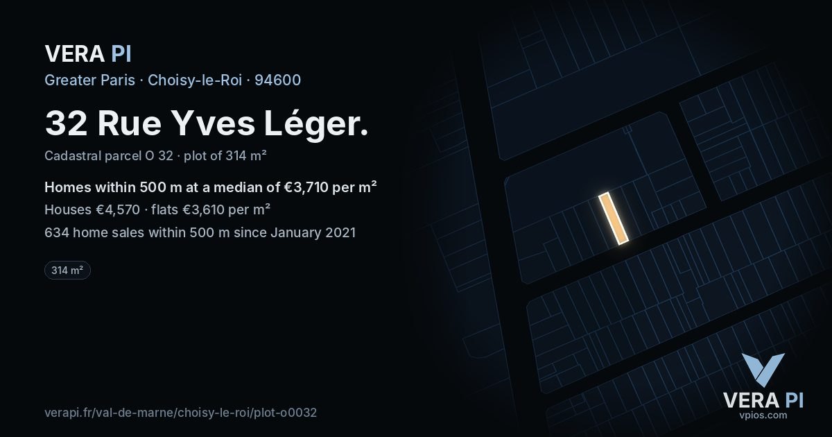 32 Rue Yves Léger, Choisy-le-Roi at night – the plot lit, the parcels around coloured by the prices near them