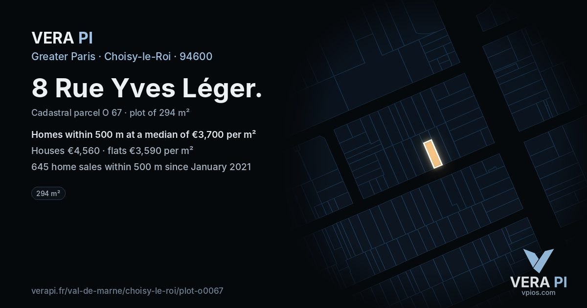8 Rue Yves Léger, Choisy-le-Roi at night – the plot lit, the parcels around coloured by the prices near them