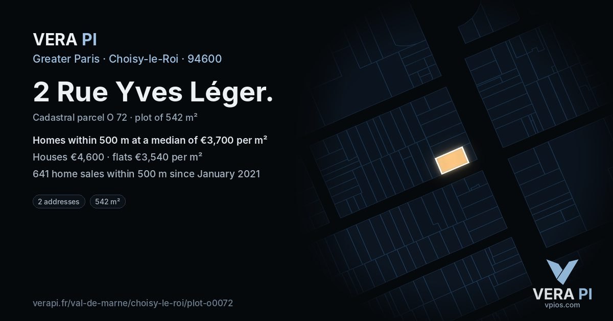 2 Rue Yves Léger, Choisy-le-Roi at night – the plot lit, the parcels around coloured by the prices near them